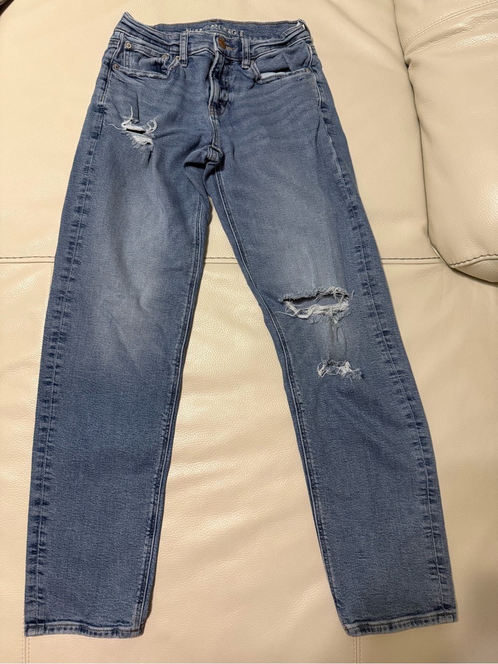 American Eagle Women's High-Rise Straight Leg Blue Distressed Jeans Size 0 - Picture 2 of 5